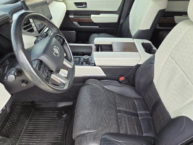 2023 Toyota Sequoia Capstone