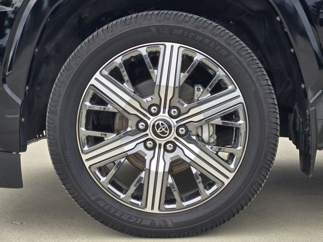 2024 Toyota Sequoia Capstone