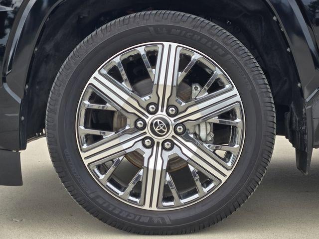 2024 Toyota Sequoia Capstone