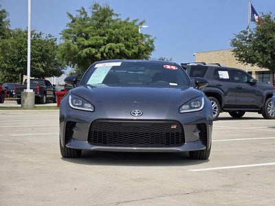 2024 Toyota GR86 Premium