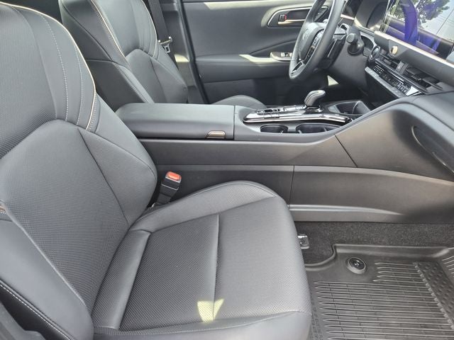 2025 Toyota Crown Signia Limited