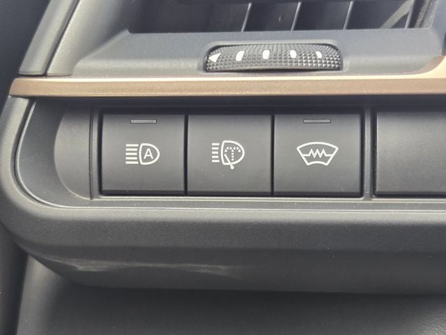 2025 Toyota Crown Signia Limited