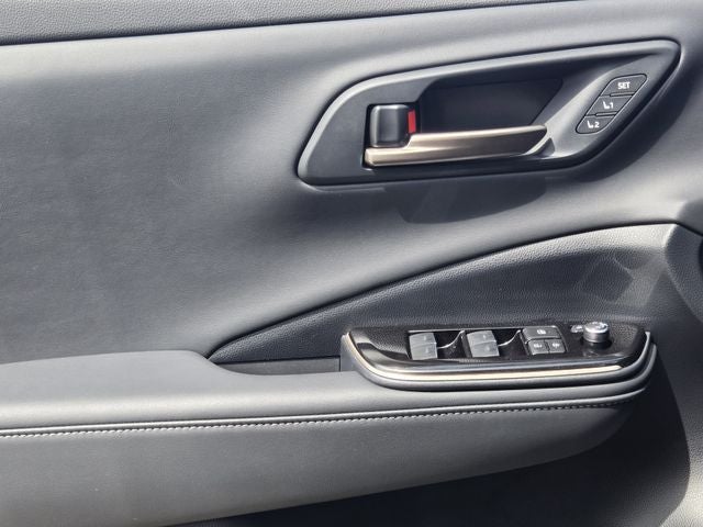 2025 Toyota Crown Signia Limited