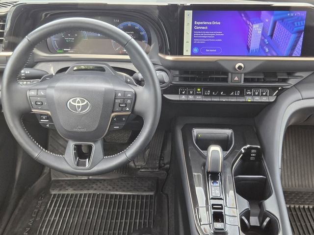 2025 Toyota Crown Signia Limited