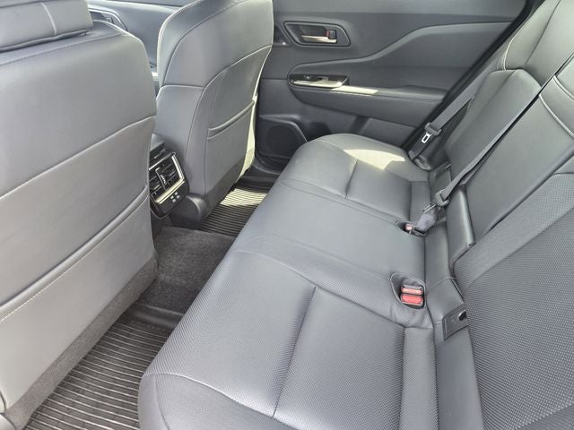 2025 Toyota Crown Signia Limited