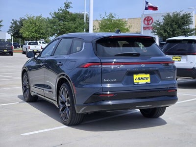 2025 Toyota Crown Signia Limited