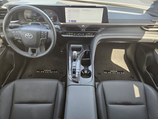 2025 Toyota Crown Signia Limited