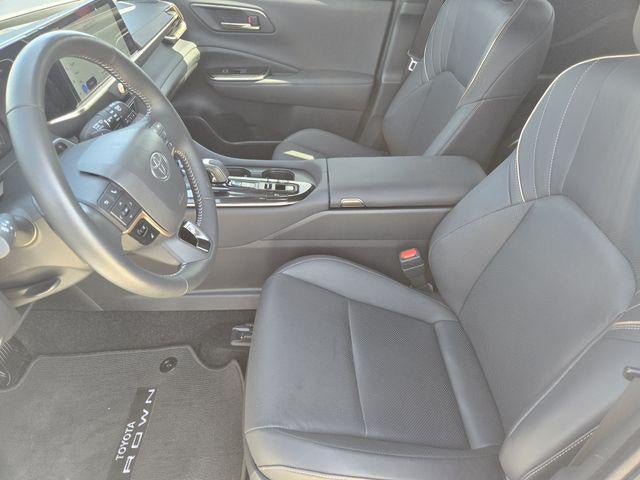 2025 Toyota Crown Signia Limited