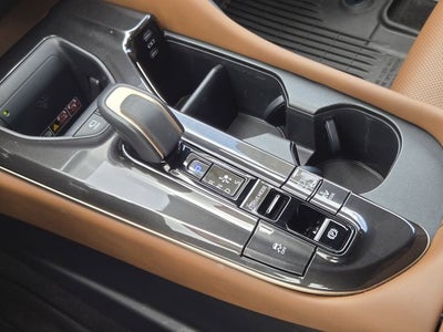 2025 Toyota Crown Signia Limited