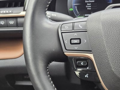2025 Toyota Crown Signia Limited