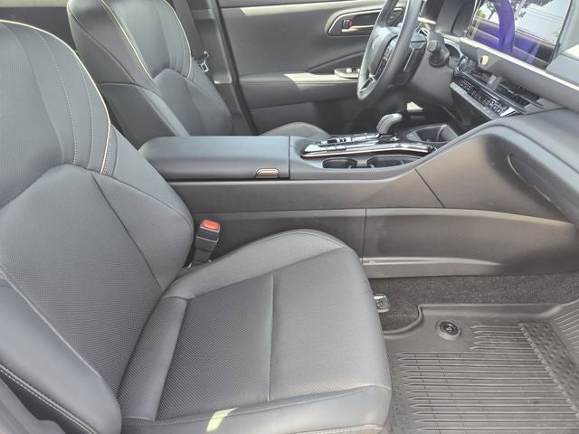 2025 Toyota Crown Signia Limited