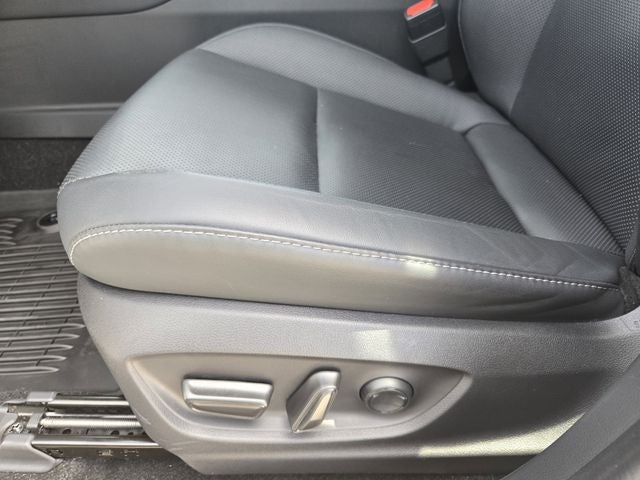 2025 Toyota Crown Signia Limited