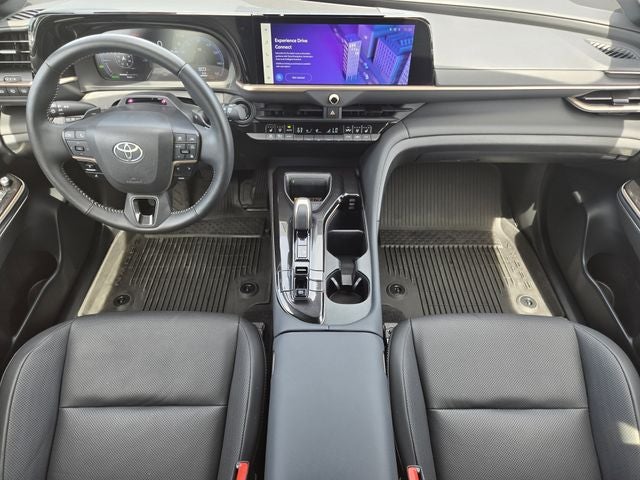 2025 Toyota Crown Signia Limited