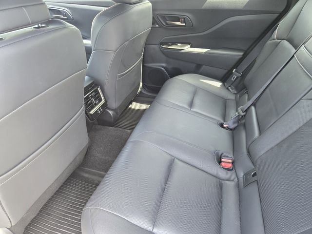 2025 Toyota Crown Signia Limited
