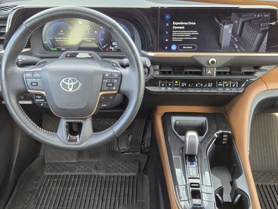 2025 Toyota Crown Signia Limited