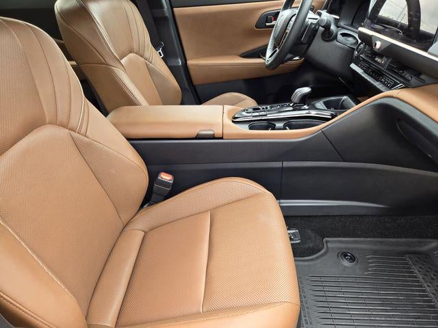 2025 Toyota Crown Signia Limited