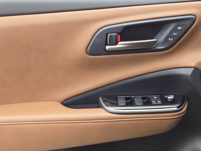 2025 Toyota Crown Signia Limited