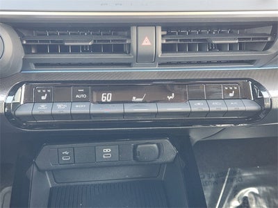 2024 Toyota Prius XLE