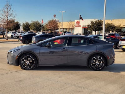 2024 Toyota Prius XLE