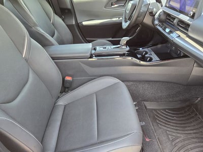 2024 Toyota Prius XLE