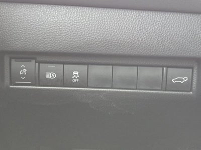 2023 Toyota Venza LE
