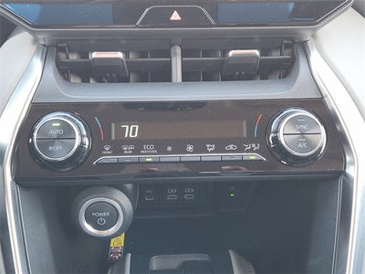 2023 Toyota Venza LE