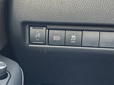 2023 Toyota Venza LE