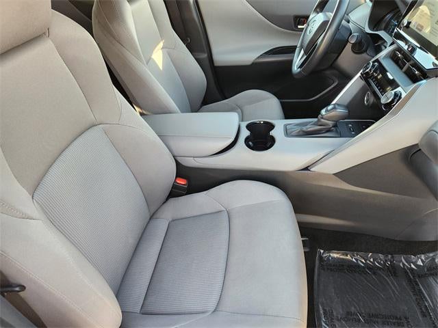 2023 Toyota Venza LE