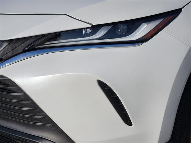 2023 Toyota Venza LE