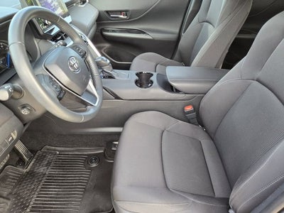 2024 Toyota Venza LE