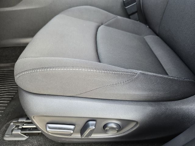 2024 Toyota Venza LE