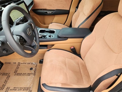 2024 Lexus RZ 450e Luxury