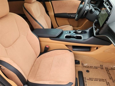 2024 Lexus RZ 450e Luxury