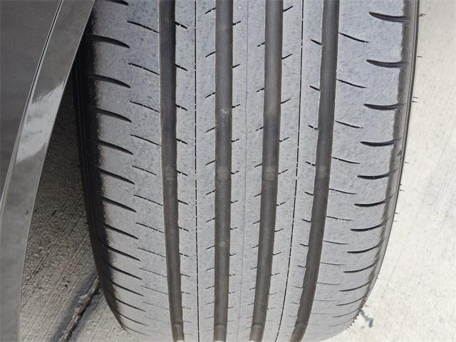 2024 Lexus RZ 450e Luxury