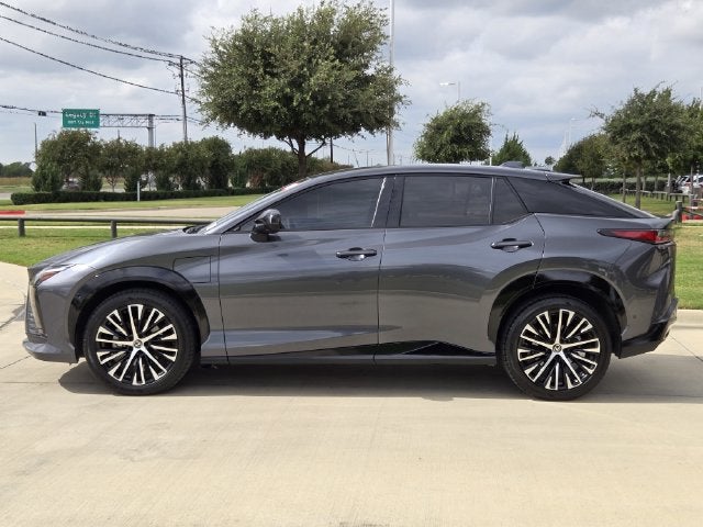 2024 Lexus RZ 450e Luxury
