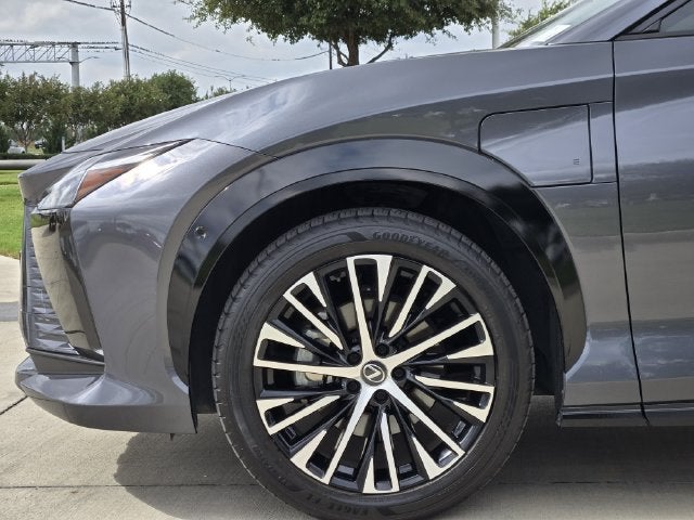 2024 Lexus RZ 450e Luxury