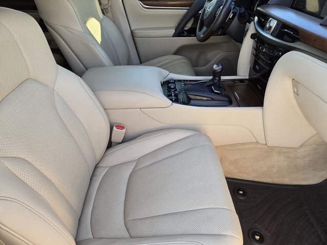2020 Lexus LX 570