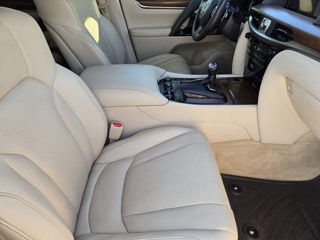 2020 Lexus LX 570