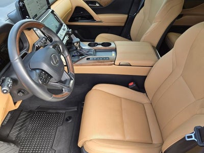 2025 Lexus LX 600 Luxury
