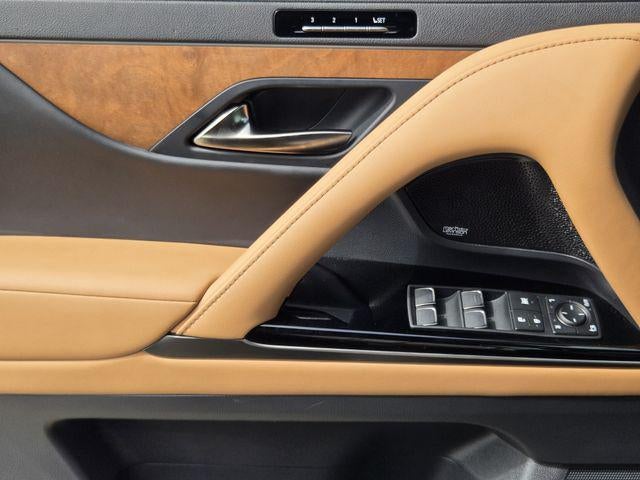 2025 Lexus LX 600 Luxury
