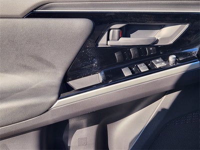 2025 Toyota bZ4X XLE