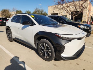 2025 Toyota bZ4X XLE