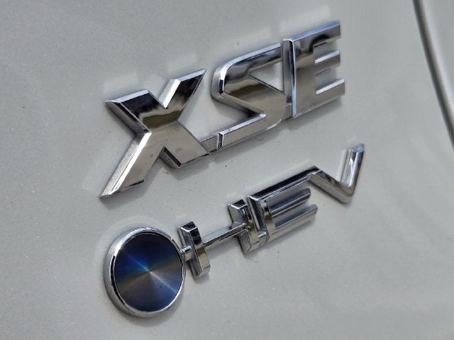 2025 Toyota RAV4 Hybrid XSE