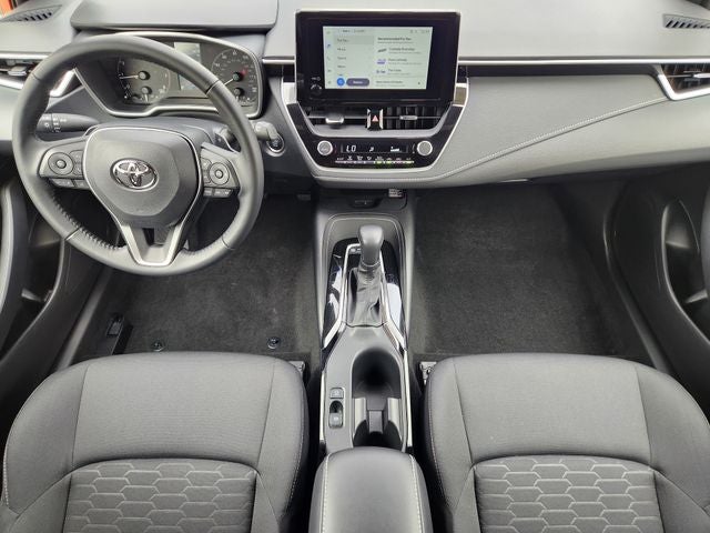 2025 Toyota Corolla Hatchback SE