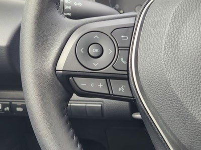 2025 Toyota Corolla Hatchback SE