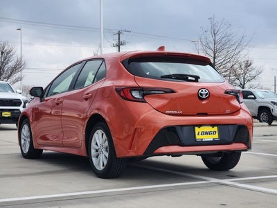 2025 Toyota Corolla Hatchback SE