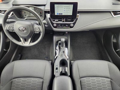 2025 Toyota Corolla Hatchback SE