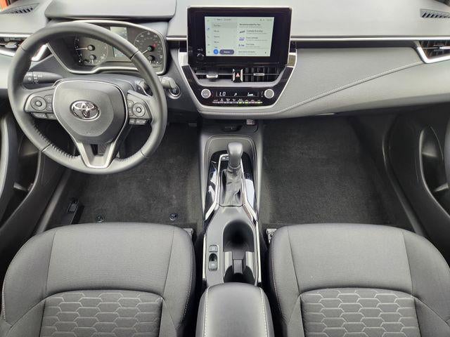 2025 Toyota Corolla Hatchback SE