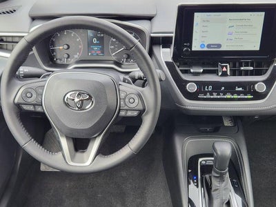 2025 Toyota Corolla Hatchback SE