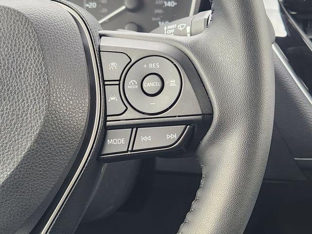 2025 Toyota Corolla Hatchback SE